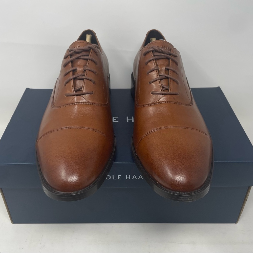 Cole Haan Men’s Hawthorne Lace-Up Cap-Toe Oxford Dress Shoes - Picture 4 of 6